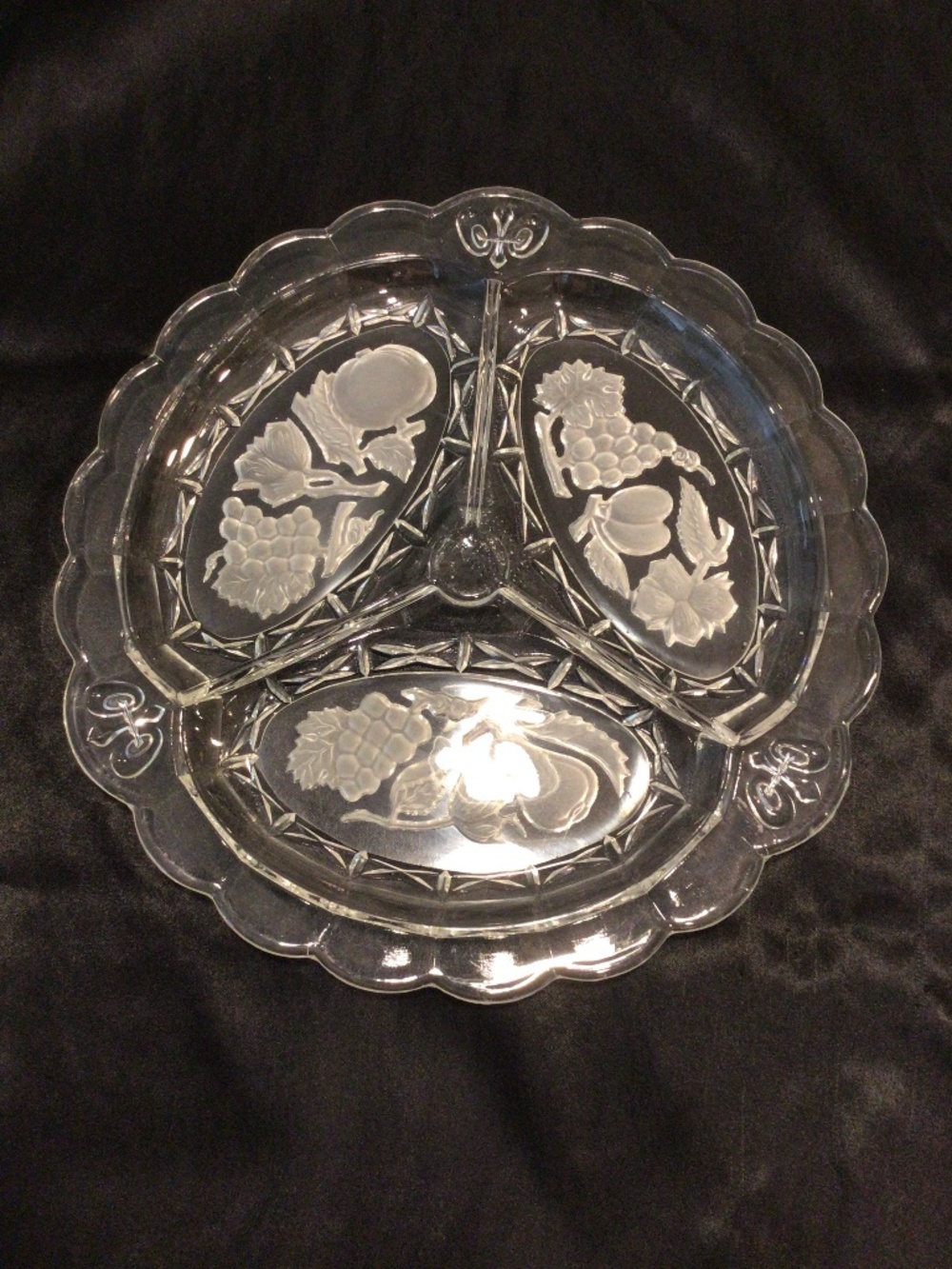 Vintage Imperial Glass 3-Part Divided Relish Dish